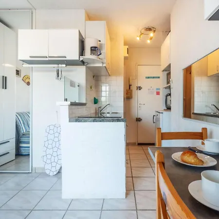 Apartment Le Chalet By Interhome